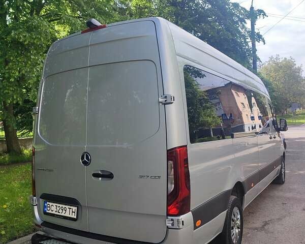 Серый Мерседес Sprinter, объемом двигателя 1.95 л и пробегом 160 тыс. км за 44000 $, фото 15 на Automoto.ua