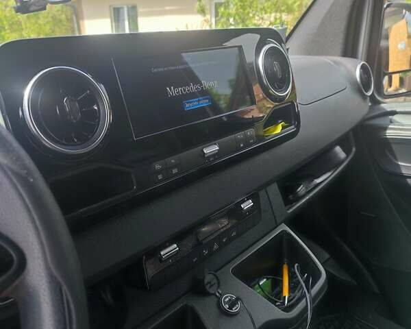 Серый Мерседес Sprinter, объемом двигателя 1.95 л и пробегом 160 тыс. км за 44000 $, фото 56 на Automoto.ua