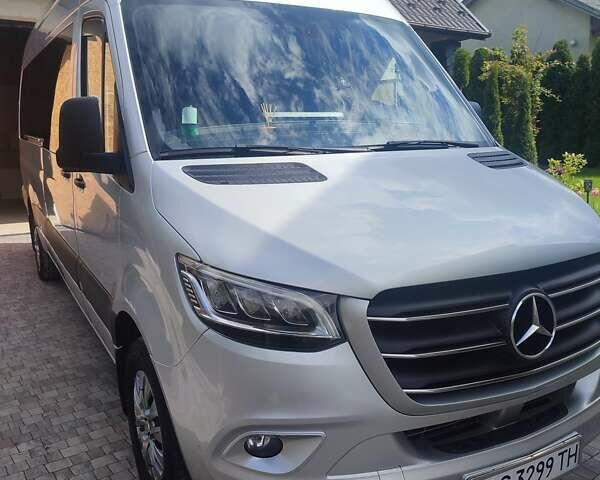 Серый Мерседес Sprinter, объемом двигателя 1.95 л и пробегом 160 тыс. км за 44000 $, фото 42 на Automoto.ua
