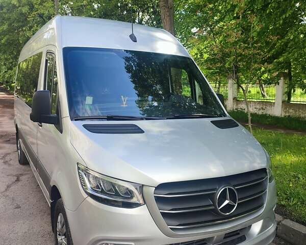 Серый Мерседес Sprinter, объемом двигателя 1.95 л и пробегом 160 тыс. км за 44000 $, фото 17 на Automoto.ua