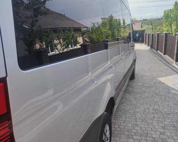 Серый Мерседес Sprinter, объемом двигателя 1.95 л и пробегом 160 тыс. км за 44000 $, фото 43 на Automoto.ua