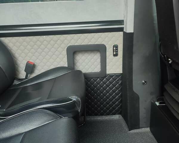 Серый Мерседес Sprinter, объемом двигателя 1.95 л и пробегом 160 тыс. км за 44000 $, фото 45 на Automoto.ua