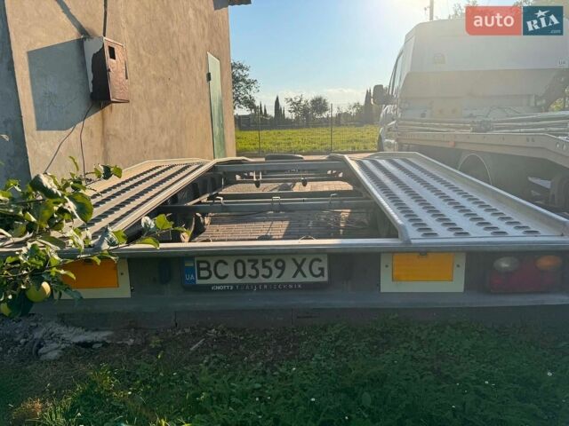Серый Мерседес Sprinter, объемом двигателя 2.15 л и пробегом 600 тыс. км за 14799 $, фото 2 на Automoto.ua