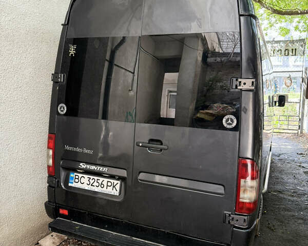 Серый Мерседес Sprinter, объемом двигателя 0 л и пробегом 7 тыс. км за 8500 $, фото 2 на Automoto.ua