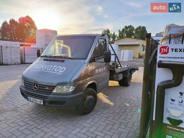 Сірий Мерседес Sprinter, об'ємом двигуна 2.69 л та пробігом 479 тис. км за 13700 $, фото 1 на Automoto.ua