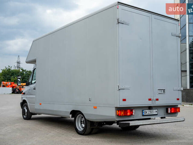 Сірий Мерседес Sprinter, об'ємом двигуна 2.7 л та пробігом 320 тис. км за 16950 $, фото 19 на Automoto.ua