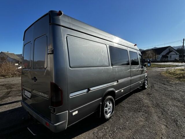 Серый Мерседес Sprinter, объемом двигателя 2.7 л и пробегом 600 тыс. км за 11500 $, фото 4 на Automoto.ua