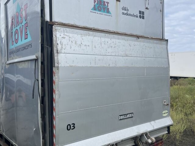 Серый Мерседес Sprinter, объемом двигателя 2.2 л и пробегом 420 тыс. км за 3300 $, фото 3 на Automoto.ua