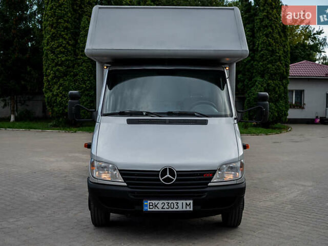 Сірий Мерседес Sprinter, об'ємом двигуна 2.7 л та пробігом 320 тис. км за 16950 $, фото 21 на Automoto.ua