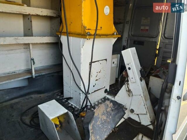 Сірий Мерседес Sprinter, об'ємом двигуна 2.2 л та пробігом 340 тис. км за 13500 $, фото 5 на Automoto.ua