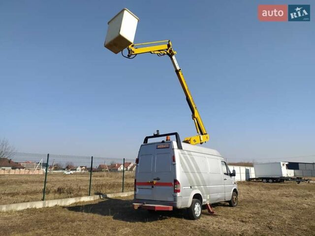 Серый Мерседес Sprinter, объемом двигателя 2.2 л и пробегом 340 тыс. км за 13500 $, фото 8 на Automoto.ua