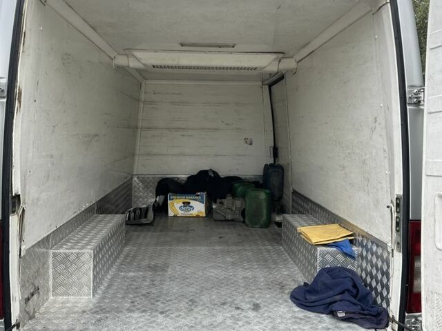 Сірий Мерседес Sprinter, об'ємом двигуна 2.7 л та пробігом 744 тис. км за 9700 $, фото 6 на Automoto.ua
