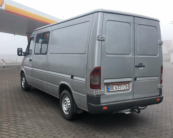 Серый Мерседес Sprinter, объемом двигателя 2.15 л и пробегом 580 тыс. км за 5550 $, фото 6 на Automoto.ua