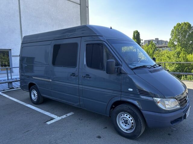 Сірий Мерседес Sprinter, об'ємом двигуна 0.22 л та пробігом 408 тис. км за 10000 $, фото 13 на Automoto.ua