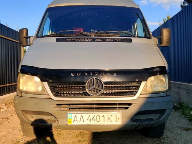 Сірий Мерседес Sprinter, об'ємом двигуна 2.1 л та пробігом 640 тис. км за 8700 $, фото 1 на Automoto.ua