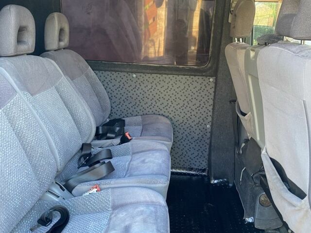 Серый Мерседес Sprinter, объемом двигателя 2.1 л и пробегом 280 тыс. км за 11500 $, фото 19 на Automoto.ua