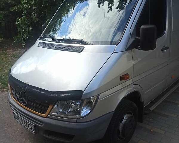 Сірий Мерседес Sprinter, об'ємом двигуна 2.7 л та пробігом 229 тис. км за 22900 $, фото 12 на Automoto.ua