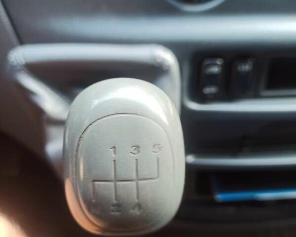 Мерседес Sprinter 2004 у Бершаде на Automoto.ua Сірий Мерседес Sprinter, об'ємом двигуна 2.7 л та пробігом 229 тис. км за 21900 $, фото 23 на Automoto.ua