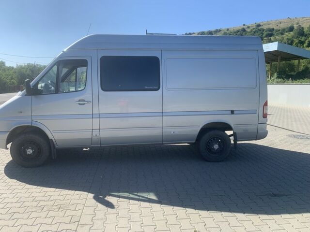 Сірий Мерседес Sprinter, об'ємом двигуна 2.1 л та пробігом 500 тис. км за 9200 $, фото 11 на Automoto.ua
