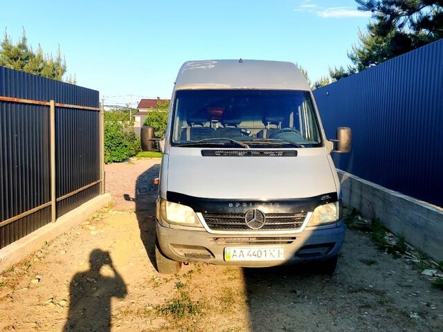 Сірий Мерседес Sprinter, об'ємом двигуна 2.1 л та пробігом 640 тис. км за 8700 $, фото 3 на Automoto.ua