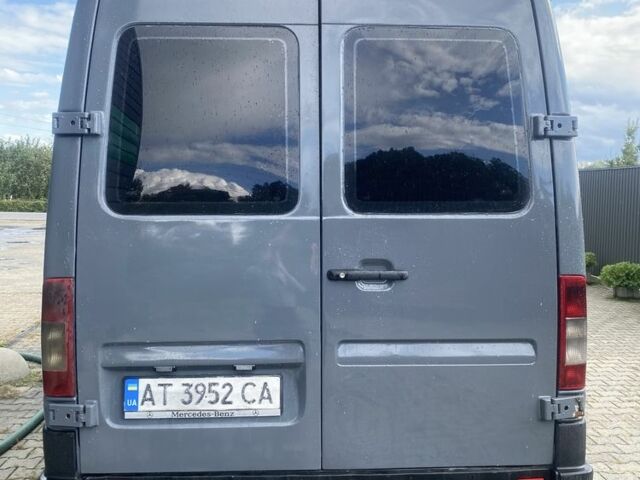 Серый Мерседес Sprinter, объемом двигателя 2.1 л и пробегом 280 тыс. км за 11500 $, фото 11 на Automoto.ua