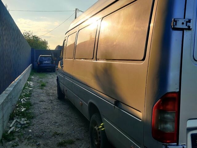 Сірий Мерседес Sprinter, об'ємом двигуна 2.1 л та пробігом 640 тис. км за 8700 $, фото 9 на Automoto.ua