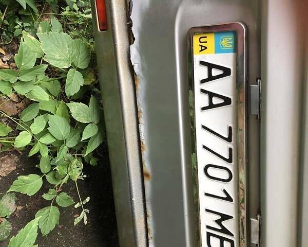 Серый Мерседес Sprinter, объемом двигателя 0 л и пробегом 800 тыс. км за 6500 $, фото 1 на Automoto.ua