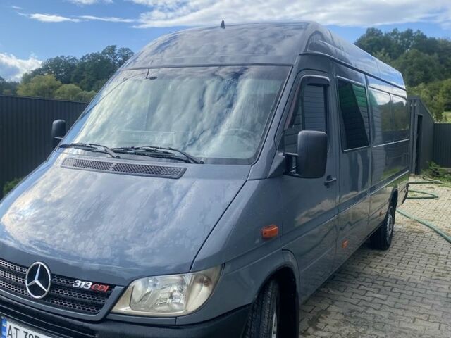 Серый Мерседес Sprinter, объемом двигателя 2.1 л и пробегом 280 тыс. км за 11500 $, фото 17 на Automoto.ua