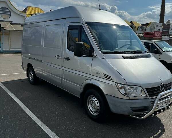 Сірий Мерседес Sprinter, об'ємом двигуна 2.15 л та пробігом 436 тис. км за 13500 $, фото 2 на Automoto.ua