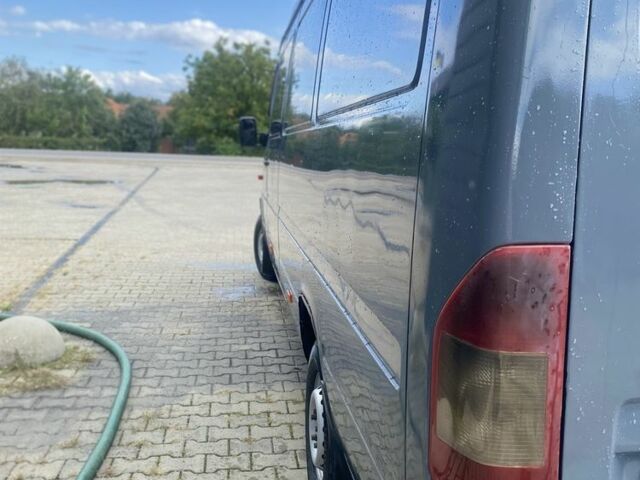 Серый Мерседес Sprinter, объемом двигателя 2.1 л и пробегом 280 тыс. км за 11500 $, фото 14 на Automoto.ua