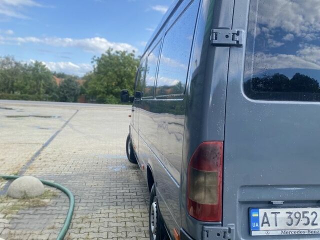 Серый Мерседес Sprinter, объемом двигателя 2.1 л и пробегом 280 тыс. км за 11500 $, фото 10 на Automoto.ua