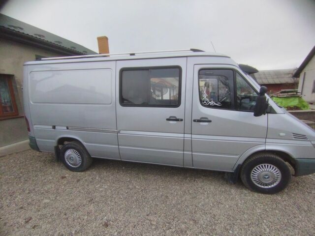 Серый Мерседес Sprinter, объемом двигателя 2.1 л и пробегом 400 тыс. км за 7400 $, фото 4 на Automoto.ua