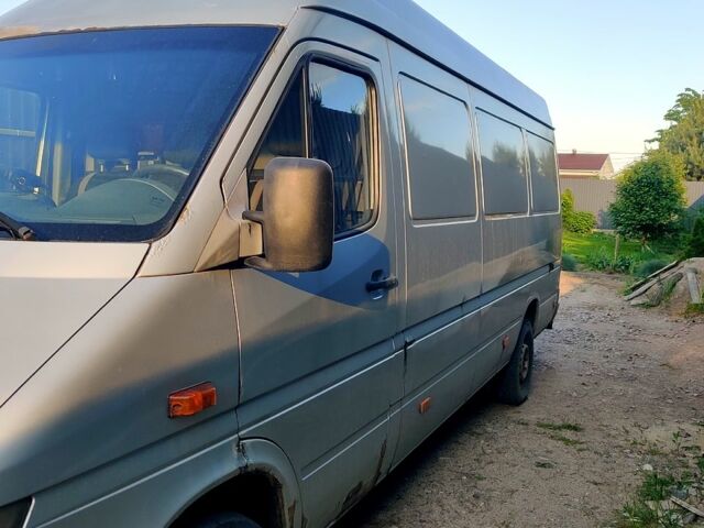 Сірий Мерседес Sprinter, об'ємом двигуна 2.1 л та пробігом 640 тис. км за 8700 $, фото 10 на Automoto.ua