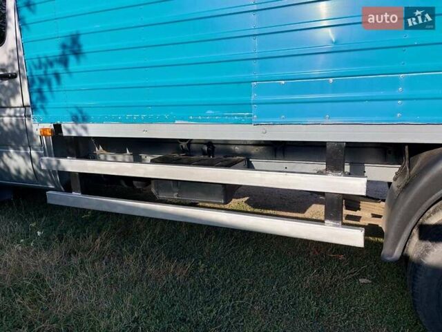 Сірий Мерседес Sprinter, об'ємом двигуна 2.69 л та пробігом 208 тис. км за 15500 $, фото 4 на Automoto.ua