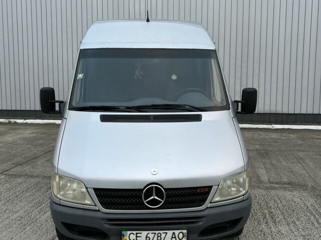 Серый Мерседес Sprinter, объемом двигателя 2.1 л и пробегом 760 тыс. км за 8800 $, фото 1 на Automoto.ua