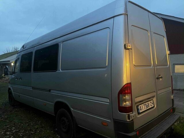 Серый Мерседес Sprinter, объемом двигателя 2.7 л и пробегом 650 тыс. км за 10000 $, фото 9 на Automoto.ua