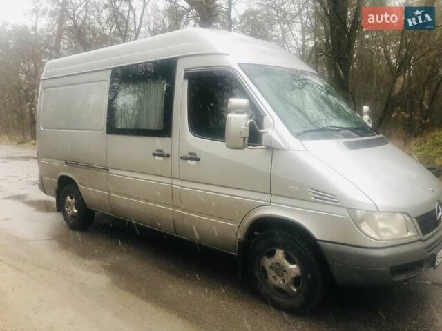 Мерседес Sprinter 2005 в Киеве на Automoto.ua Серый Мерседес Sprinter, объемом двигателя 2.15 л и пробегом 500 тыс. км за 9200 $, фото 5 на Automoto.ua