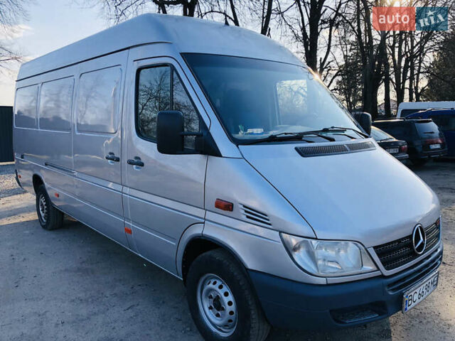 Сірий Мерседес Sprinter, об'ємом двигуна 2.15 л та пробігом 500 тис. км за 10700 $, фото 11 на Automoto.ua