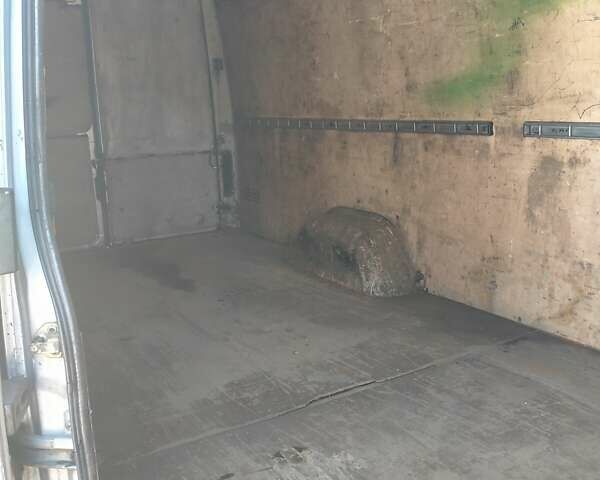 Серый Мерседес Sprinter, объемом двигателя 2.1 л и пробегом 477 тыс. км за 4900 $, фото 6 на Automoto.ua