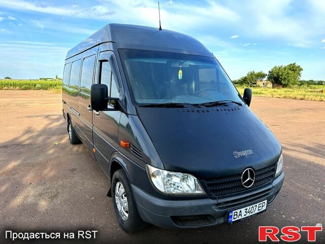 Серый Мерседес Sprinter, объемом двигателя 2.1 л и пробегом 380 тыс. км за 9200 $, фото 9 на Automoto.ua