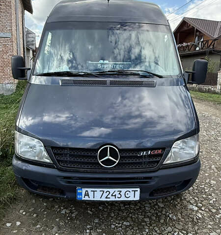Серый Мерседес Sprinter, объемом двигателя 2.7 л и пробегом 230 тыс. км за 9300 $, фото 5 на Automoto.ua