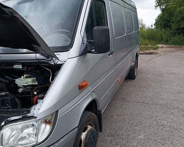 Серый Мерседес Sprinter, объемом двигателя 2.15 л и пробегом 600 тыс. км за 14999 $, фото 14 на Automoto.ua