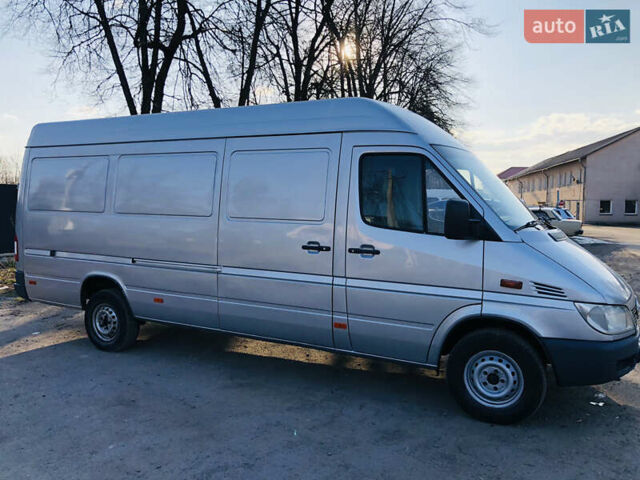 Сірий Мерседес Sprinter, об'ємом двигуна 2.15 л та пробігом 500 тис. км за 10700 $, фото 10 на Automoto.ua