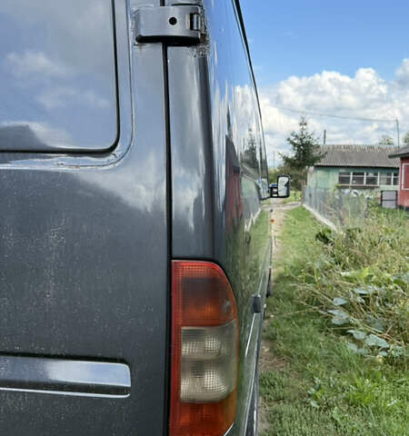Серый Мерседес Sprinter, объемом двигателя 2.7 л и пробегом 230 тыс. км за 9300 $, фото 3 на Automoto.ua