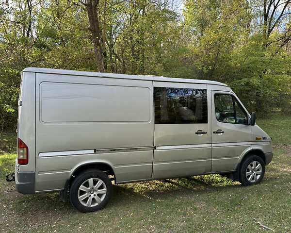 Сірий Мерседес Sprinter, об'ємом двигуна 2.15 л та пробігом 804 тис. км за 7300 $, фото 6 на Automoto.ua