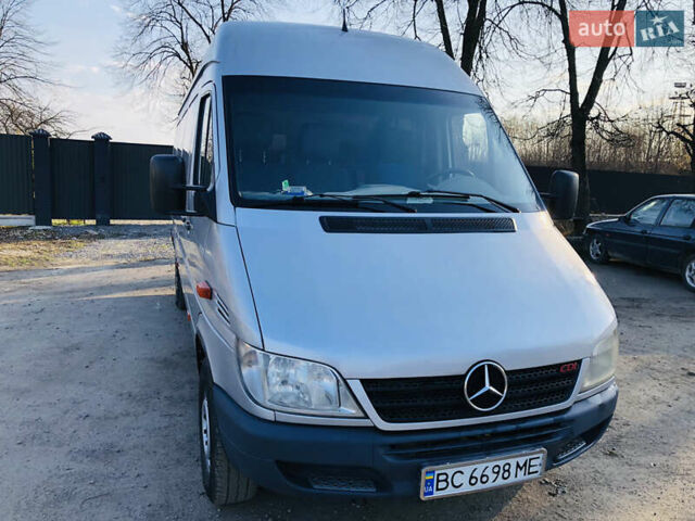 Сірий Мерседес Sprinter, об'ємом двигуна 2.15 л та пробігом 500 тис. км за 10700 $, фото 12 на Automoto.ua