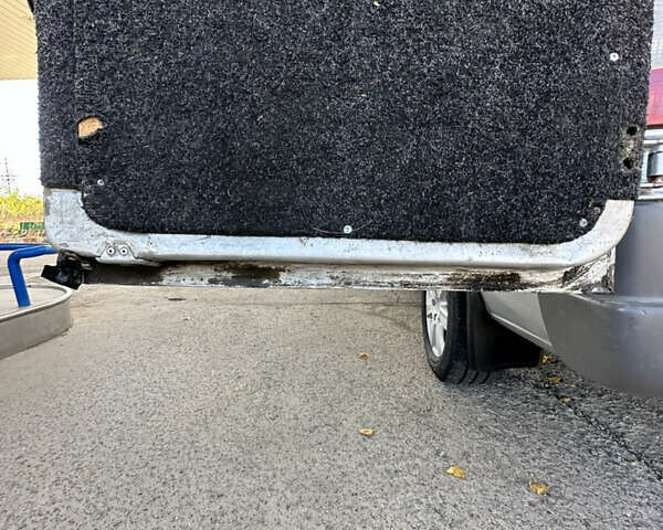 Сірий Мерседес Sprinter, об'ємом двигуна 2.15 л та пробігом 804 тис. км за 7300 $, фото 40 на Automoto.ua