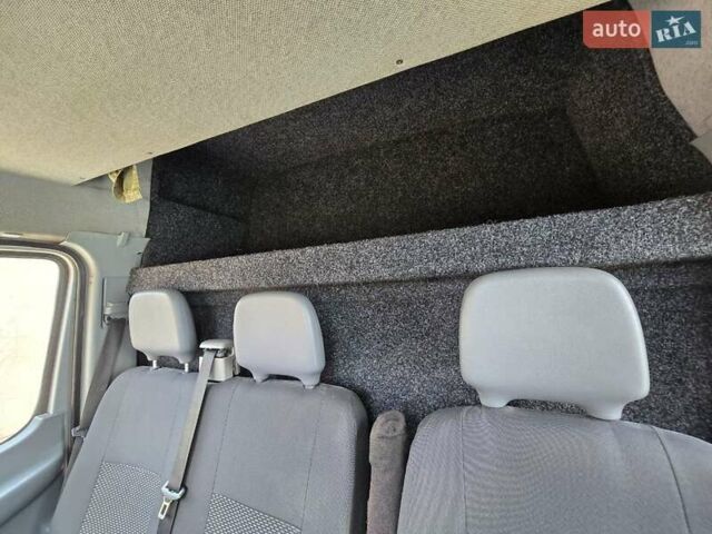 Серый Мерседес Sprinter, объемом двигателя 2.15 л и пробегом 600 тыс. км за 14999 $, фото 8 на Automoto.ua