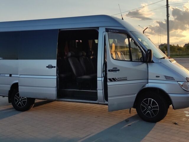 Сірий Мерседес Sprinter, об'ємом двигуна 2.1 л та пробігом 270 тис. км за 7700 $, фото 11 на Automoto.ua
