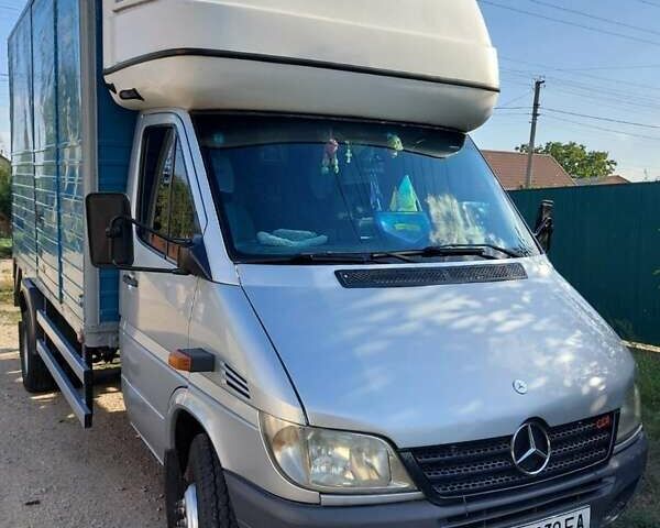 Сірий Мерседес Sprinter, об'ємом двигуна 2.69 л та пробігом 208 тис. км за 15500 $, фото 1 на Automoto.ua